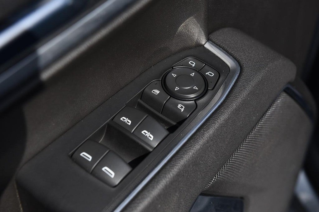 2025 GMC Sierra 1500 4WD Crew Cab 147" SLT