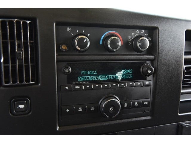 2024 GMC Savana Cargo Van RWD 2500 135"