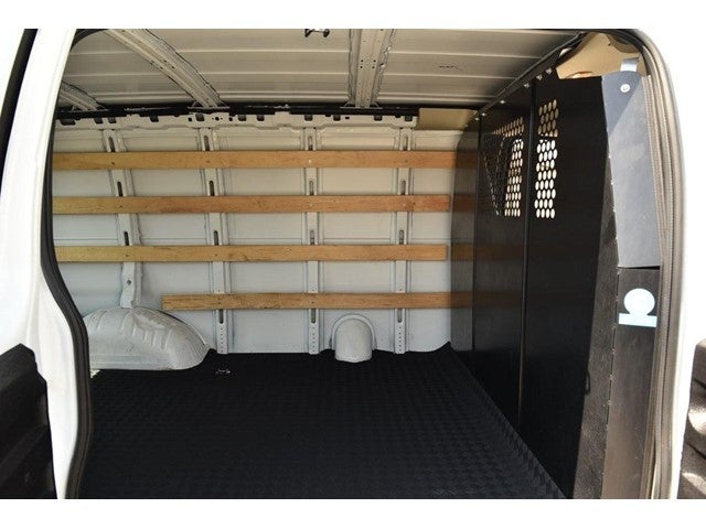 2024 GMC Savana Cargo Van RWD 2500 135"