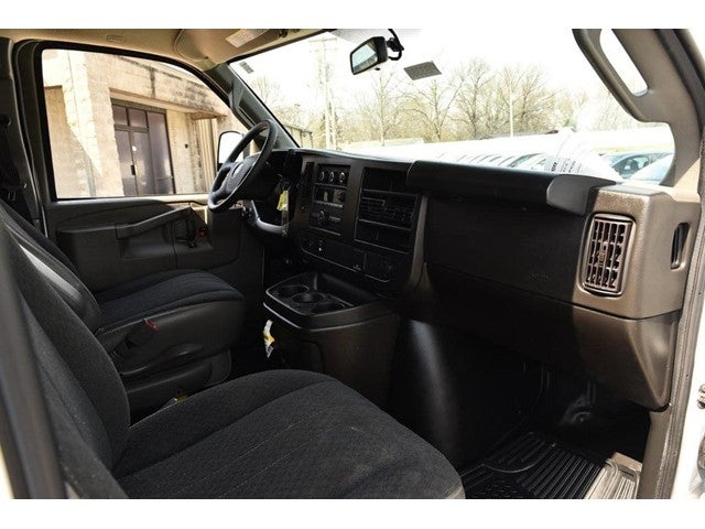 2024 GMC Savana Cargo Van RWD 2500 135"