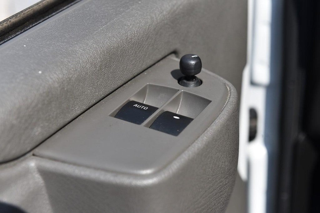 2024 GMC Savana Cargo Van RWD 2500 135"