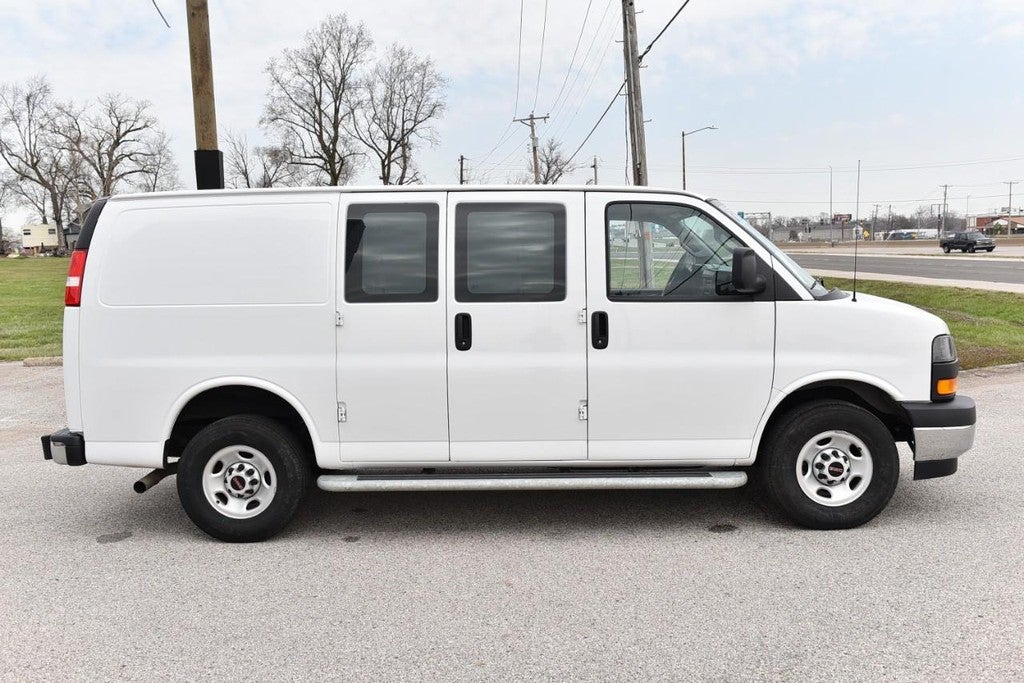 2024 GMC Savana Cargo Van RWD 2500 135"