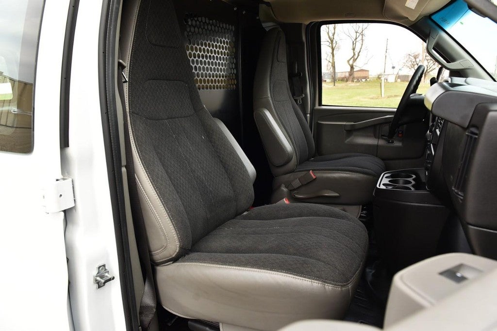 2024 GMC Savana Cargo Van RWD 2500 135"