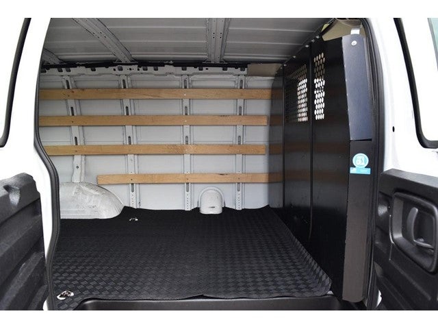 2024 GMC Savana Cargo Van RWD 2500 135"