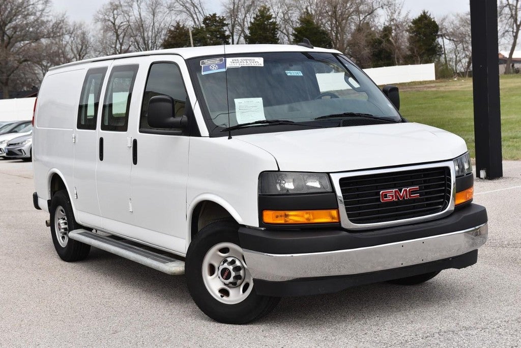 2024 GMC Savana Cargo Van RWD 2500 135"