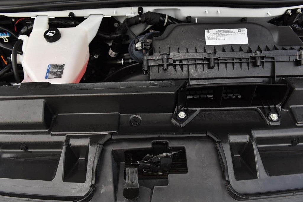 2024 GMC Savana Cargo Van RWD 2500 135"