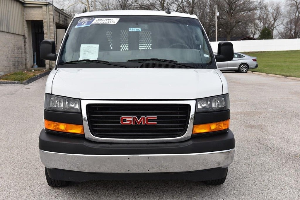 2024 GMC Savana Cargo Van RWD 2500 135"
