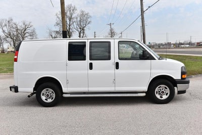 2024 GMC Savana Cargo Van RWD 2500 135"