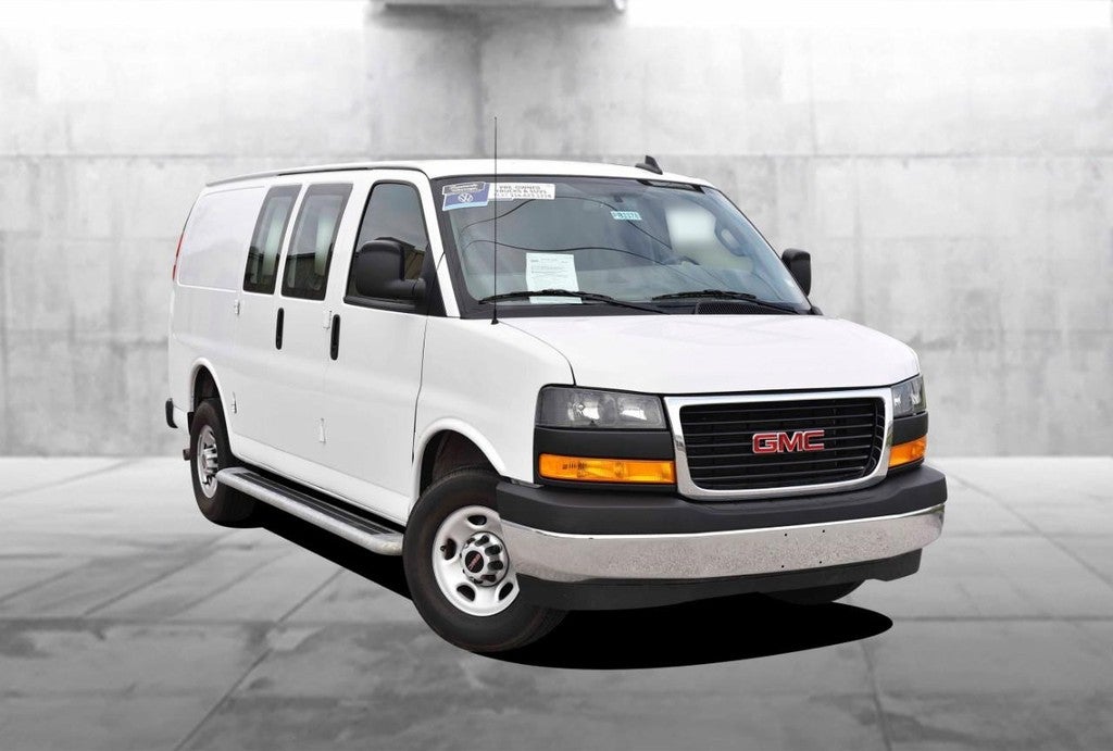 2024 GMC Savana Cargo Van RWD 2500 135"