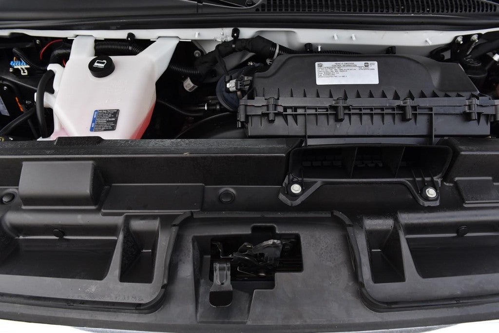 2024 GMC Savana Cargo Van RWD 2500 135"