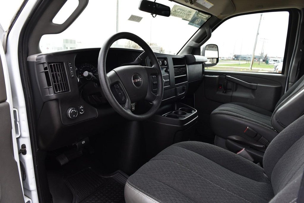 2024 GMC Savana Cargo Van RWD 2500 135"