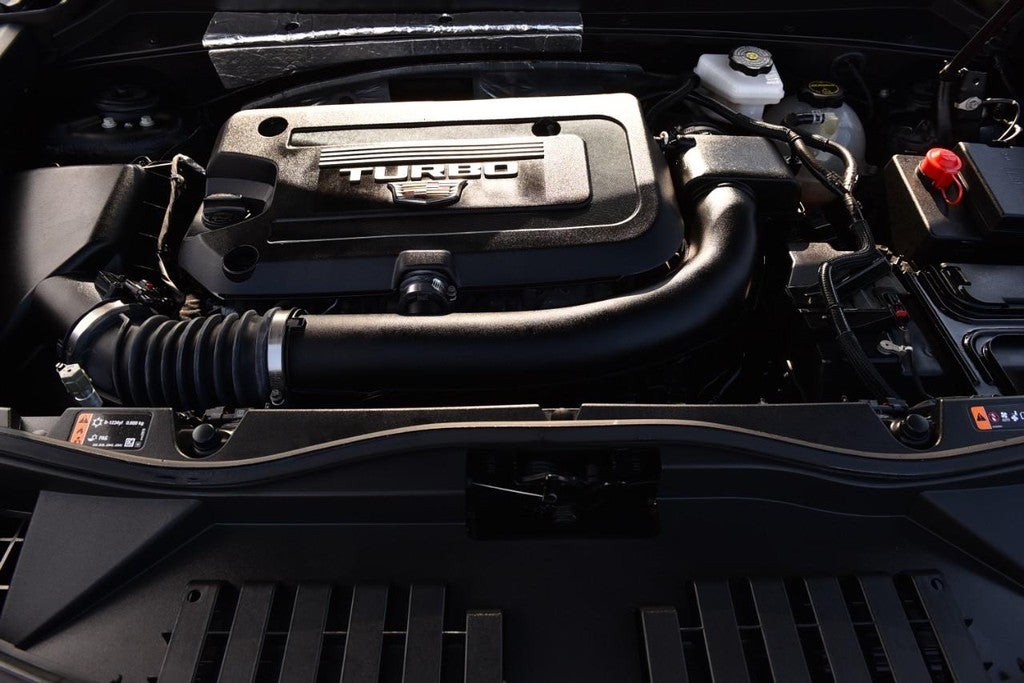 2025 Cadillac XT4 FWD 4dr Premium Luxury