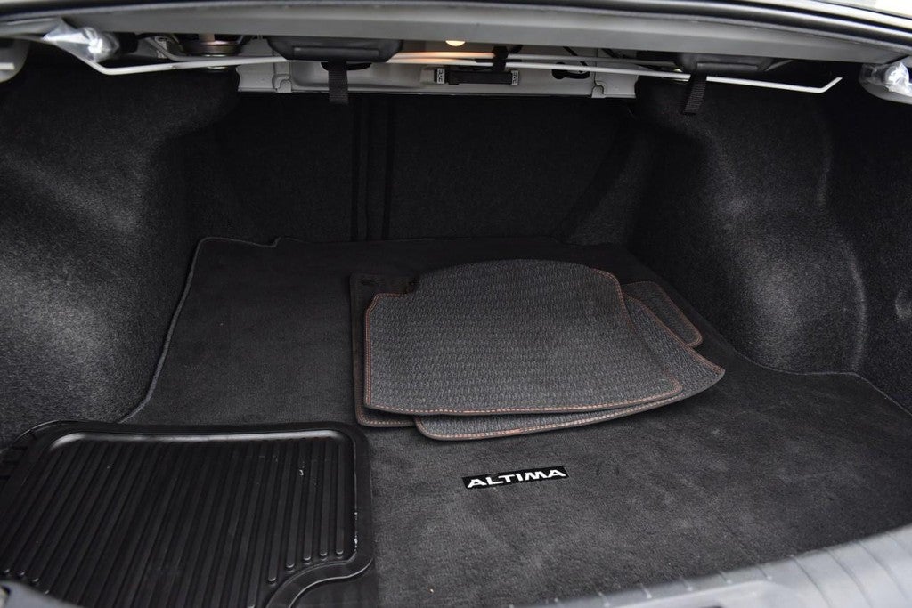 2020 Nissan Altima 2.5 SR Sedan