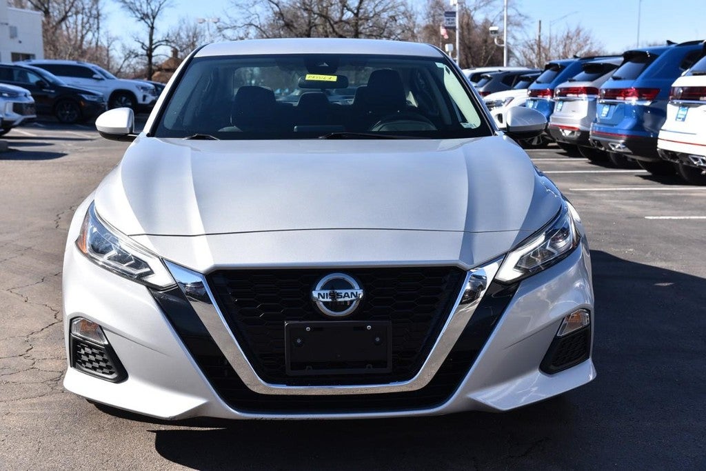 2022 Nissan Altima 2.5 SV Sedan