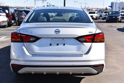 2022 Nissan Altima 2.5 SV Sedan