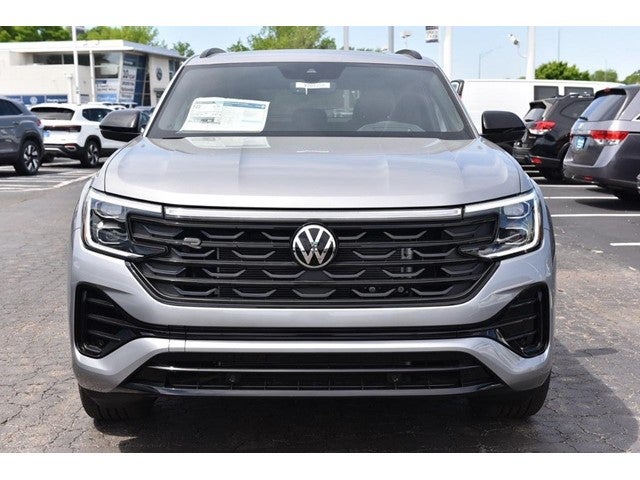 2026 Volkswagen Atlas Cross Sport 2.0T SEL R-Line Black