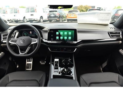 2026 Volkswagen Atlas Cross Sport 2.0T SEL R-Line Black