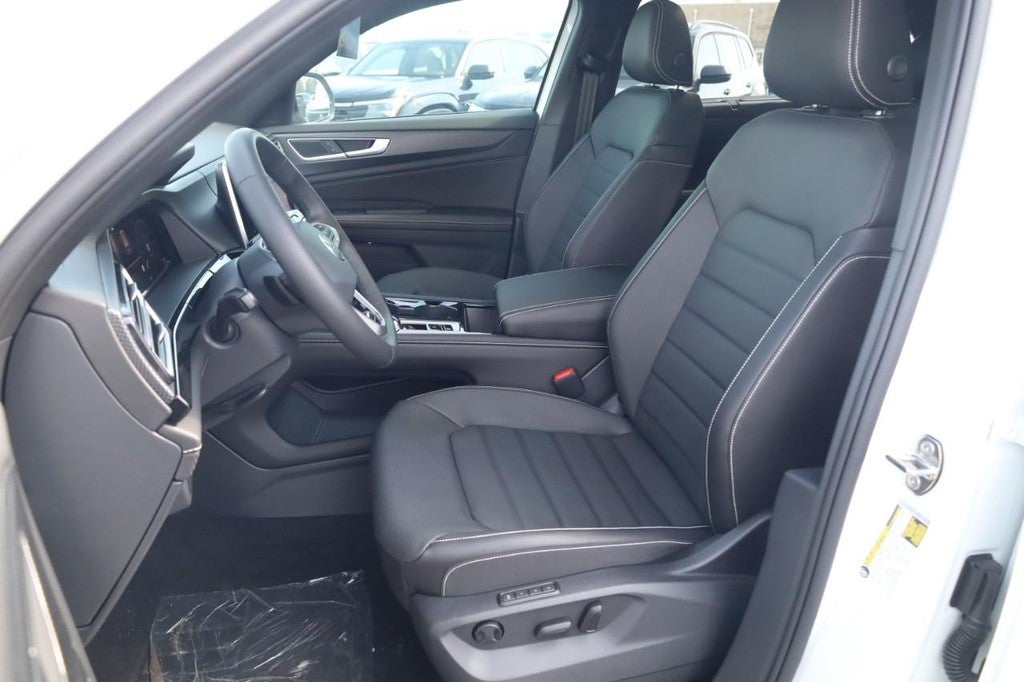 2026 Volkswagen Atlas Cross Sport 2.0T SEL R-Line Black 4MOTION