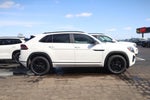 2026 Volkswagen Atlas Cross Sport 2.0T SEL R-Line Black 4MOTION