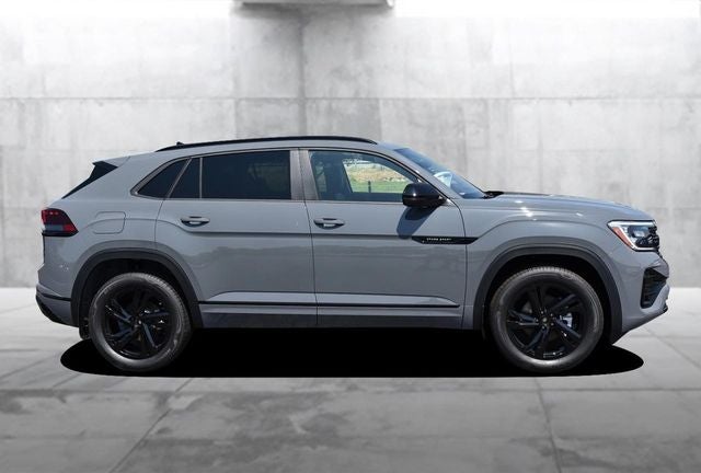 2026 Volkswagen Atlas Cross Sport 2.0T SEL R-Line Black