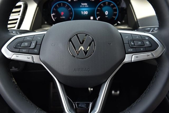 2026 Volkswagen Atlas Cross Sport 2.0T SEL R-Line Black