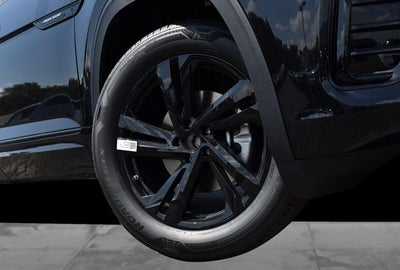 2026 Volkswagen Atlas Cross Sport 2.0T SEL R-Line Black