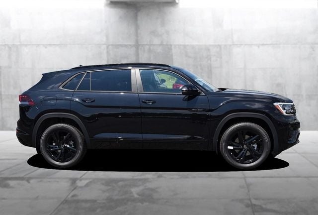 2026 Volkswagen Atlas Cross Sport 2.0T SEL R-Line Black