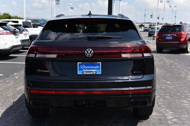 2026 Volkswagen Atlas Cross Sport 2.0T SEL R-Line Black