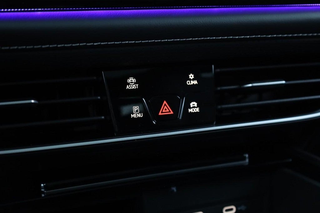 2026 Volkswagen Atlas Cross Sport 2.0T SEL 4MOTION