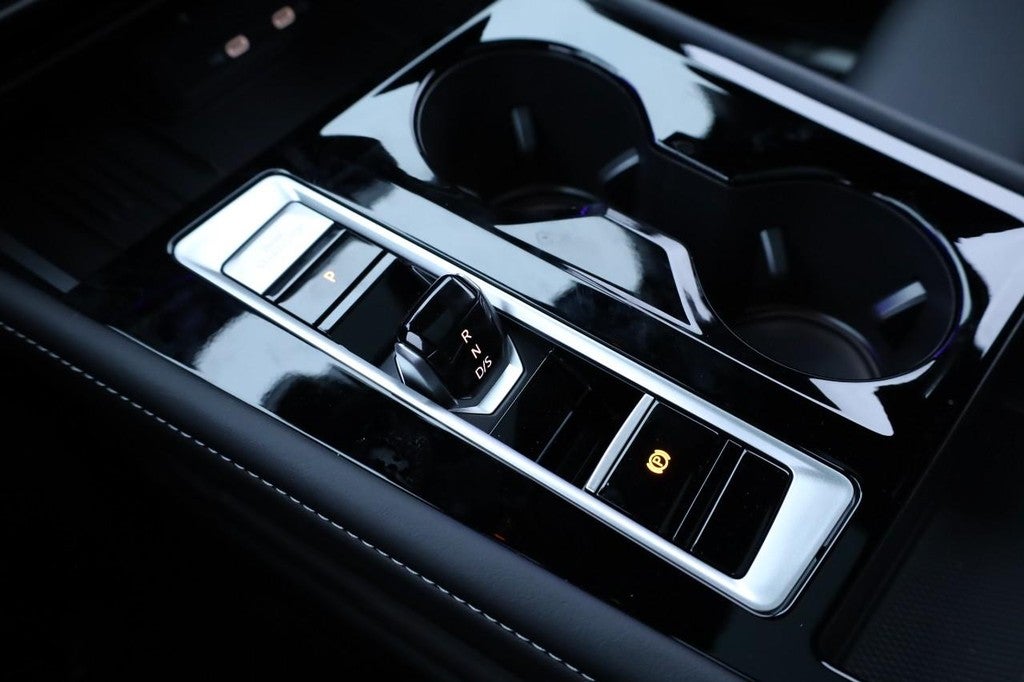 2026 Volkswagen Atlas Cross Sport 2.0T SEL 4MOTION