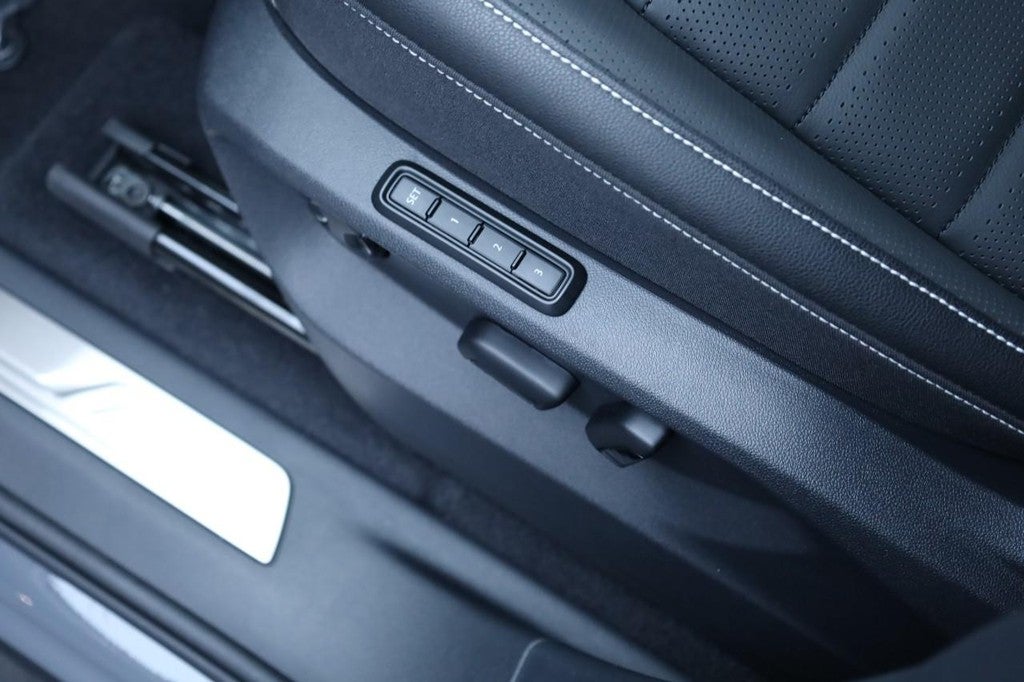 2026 Volkswagen Atlas Cross Sport 2.0T SEL 4MOTION