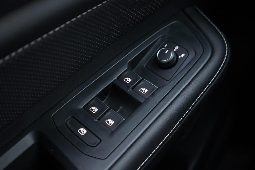 2026 Volkswagen Atlas Cross Sport 2.0T SEL 4MOTION