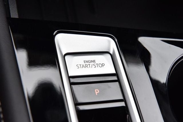 2025 Volkswagen Atlas Cross Sport 2.0T SEL