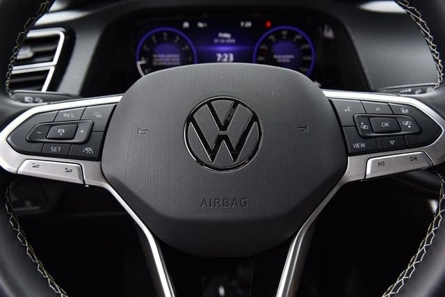 2025 Volkswagen Atlas Cross Sport 2.0T SEL