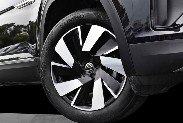 2025 Volkswagen Atlas Cross Sport 2.0T SEL