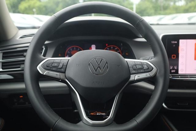 2026 Volkswagen Atlas 2.0T Peak Edition Ellisville MO | St. Peters