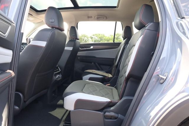 2026 Volkswagen Atlas 2.0T Peak Edition