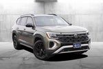 2025 Volkswagen Atlas 2.0T Peak Edition SE w/Technology 4MOTION