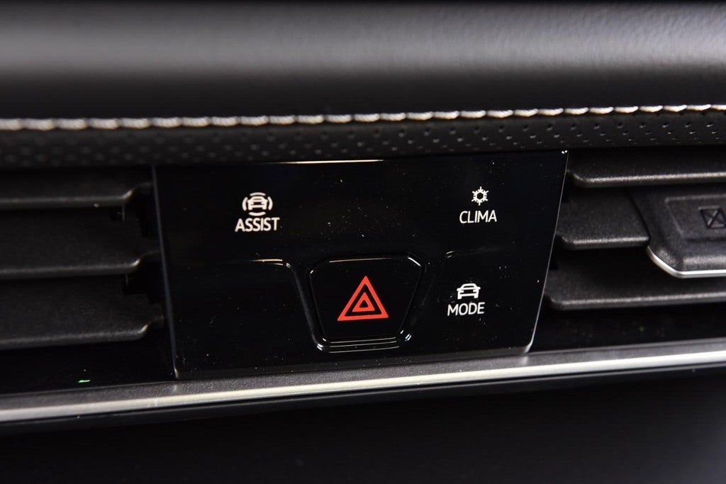 2026 Volkswagen Atlas Cross Sport 2.0T SE FWD