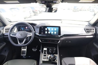 2026 Volkswagen Atlas Cross Sport 2.0T SEL Premium R-Line
