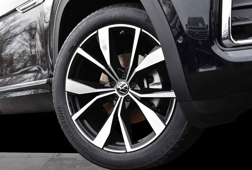 2026 Volkswagen Atlas Cross Sport 2.0T SEL Premium R-Line 4MOTION