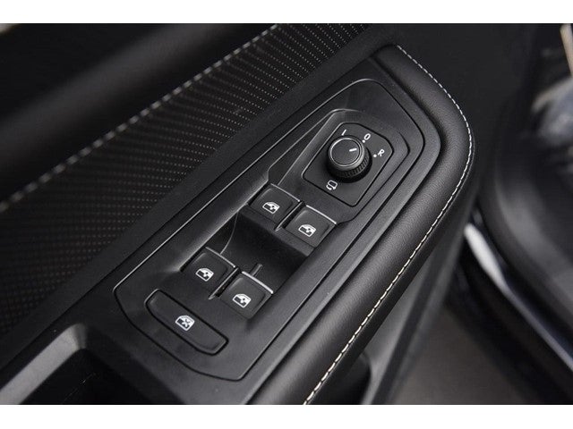 2026 Volkswagen Atlas Cross Sport 2.0T SEL Premium R-Line 4MOTION