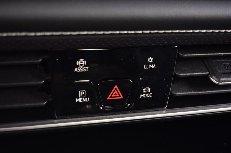 2026 Volkswagen Atlas Cross Sport 2.0T SEL Premium R-Line 4MOTION