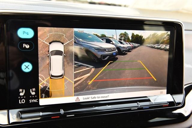 2026 Volkswagen Atlas Cross Sport 2.0T SEL Premium R-Line