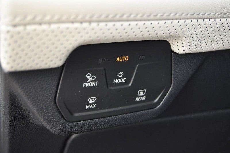 2026 Volkswagen Atlas Cross Sport 2.0T SEL Premium R-Line 4MOTION