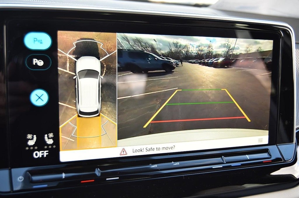 2026 Volkswagen Atlas Cross Sport 2.0T SEL Premium R-Line 4MOTION