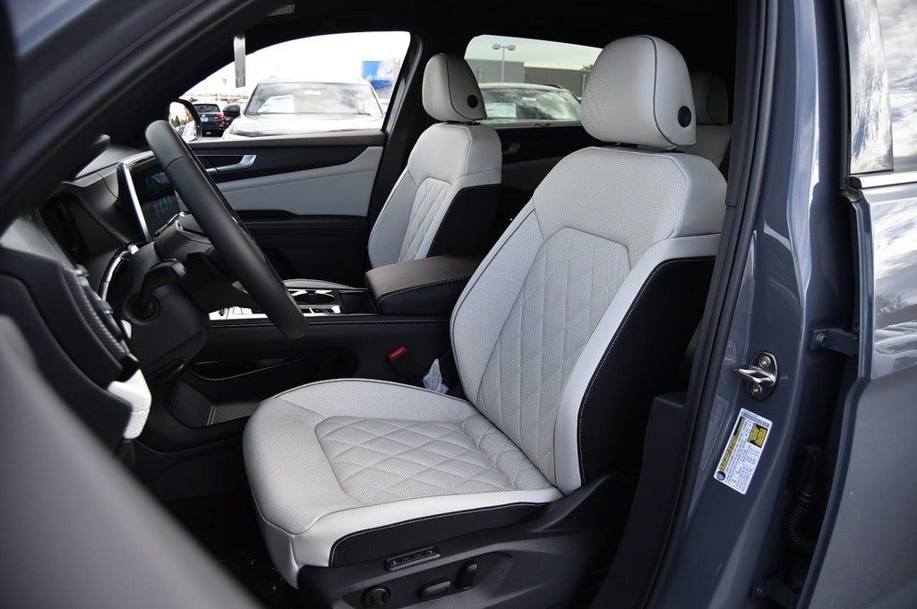 2026 Volkswagen Atlas Cross Sport 2.0T SEL Premium R-Line 4MOTION