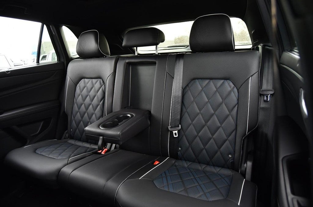 2026 Volkswagen Atlas Cross Sport 2.0T SEL Premium R-Line 4MOTION