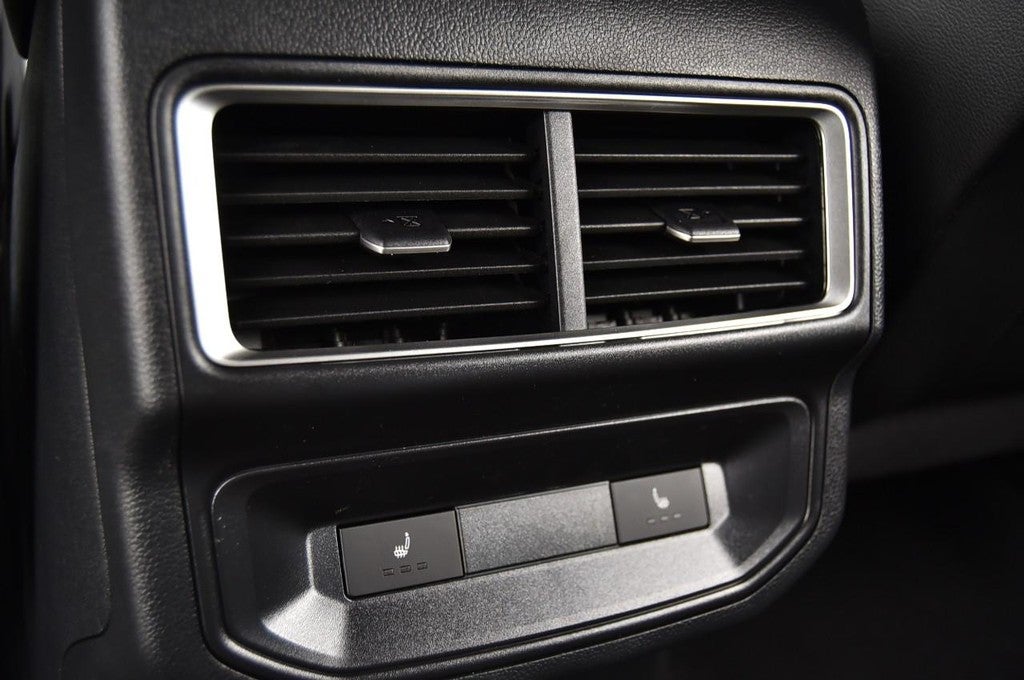 2026 Volkswagen Atlas Cross Sport 2.0T SEL Premium R-Line 4MOTION