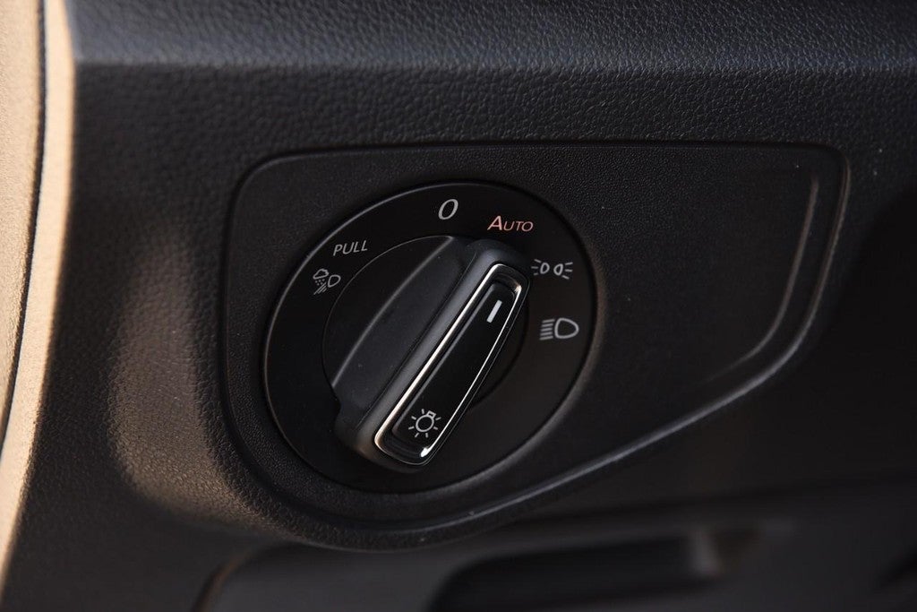 2023 Volkswagen Atlas Cross Sport 3.6L V6 SEL Premium R-Line 4MOTION